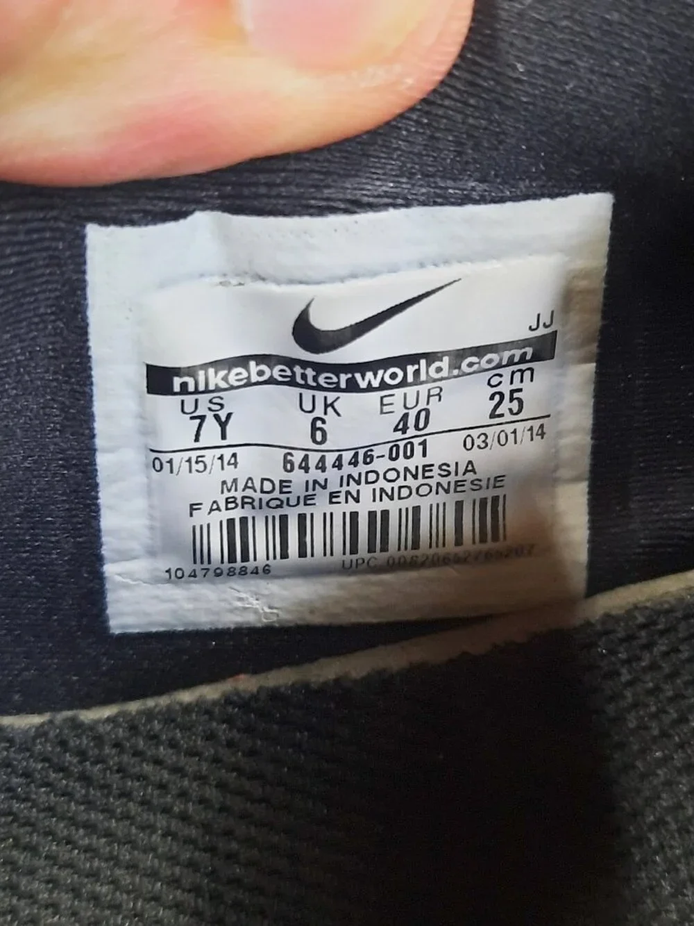 Nike Free Run 5.0 Running Shoes Girls Size 7Y Black Pink Athletic Sneakers